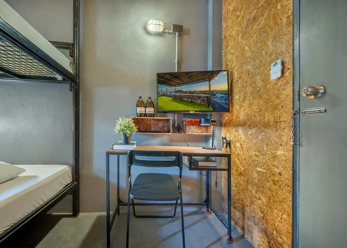 Ralph Hostel Bangkok
